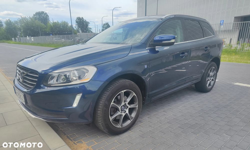 Volvo XC 60 D4 Drive-E Ocean Race - 3