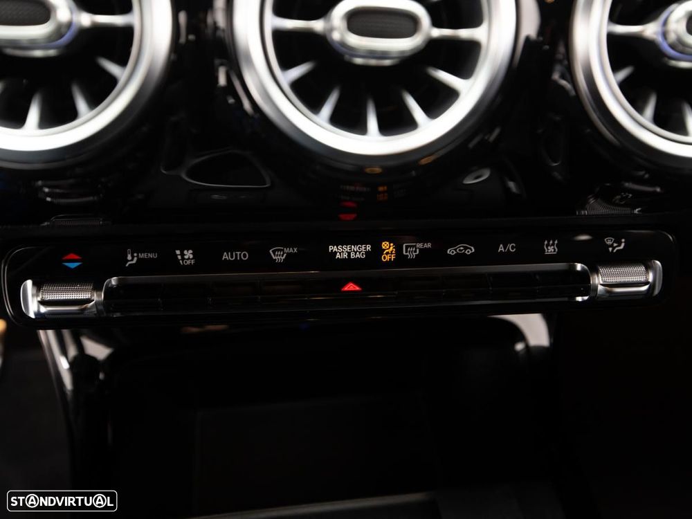 Mercedes-Benz A 250 e 8G-DCT Edition AMG Line - 21