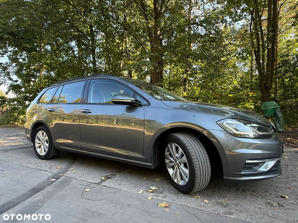 Volkswagen Golf - 9