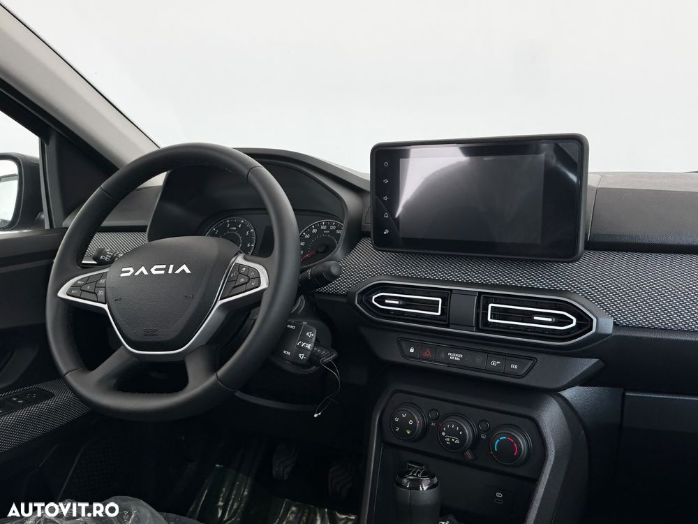 Dacia Logan TCe 90 MT5 Expression - 8