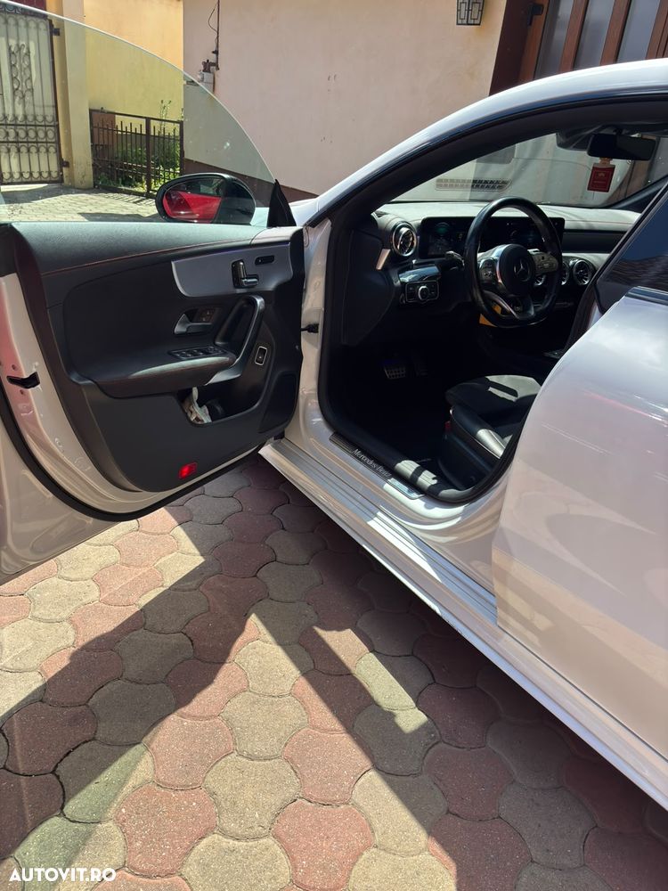Mercedes-Benz CLA 250 - 9