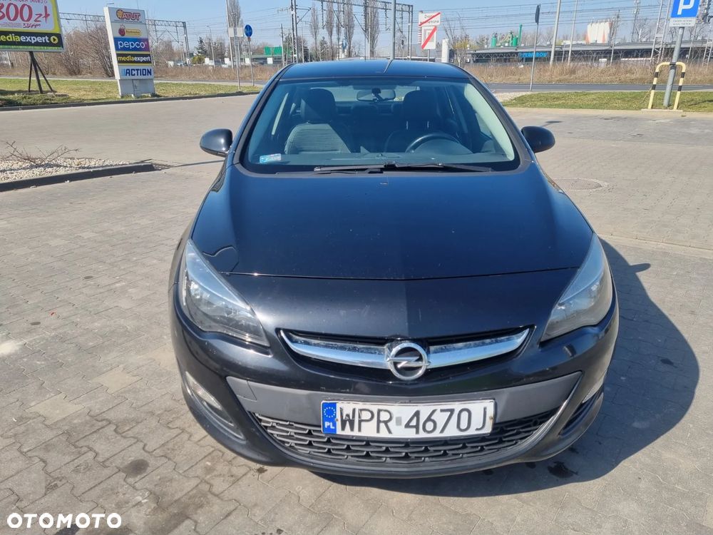 Opel Astra 1.4 T Business EU6 - 4