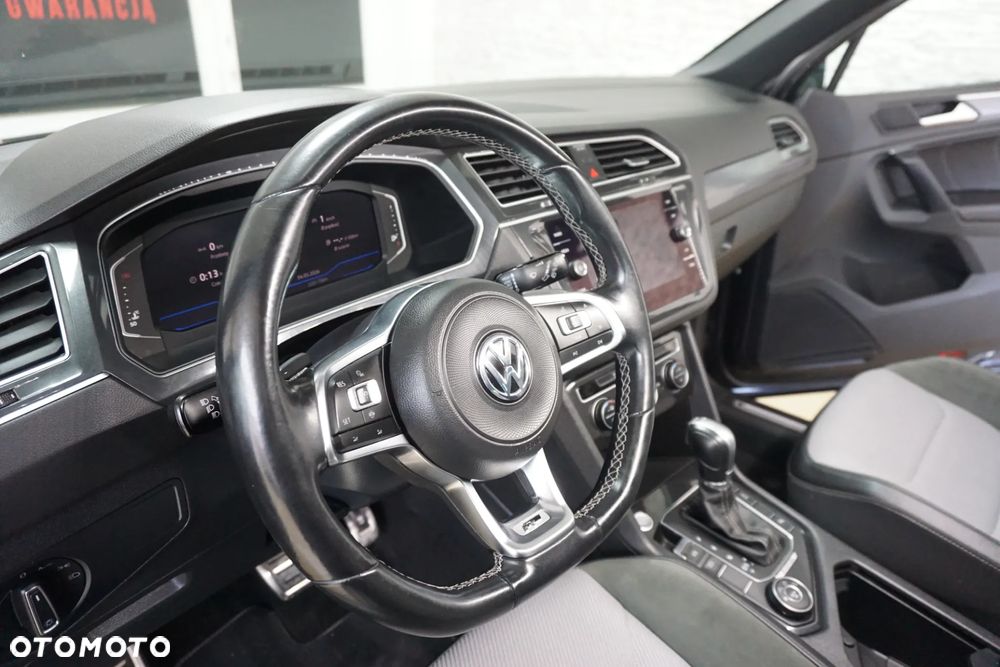 Volkswagen Tiguan - 22