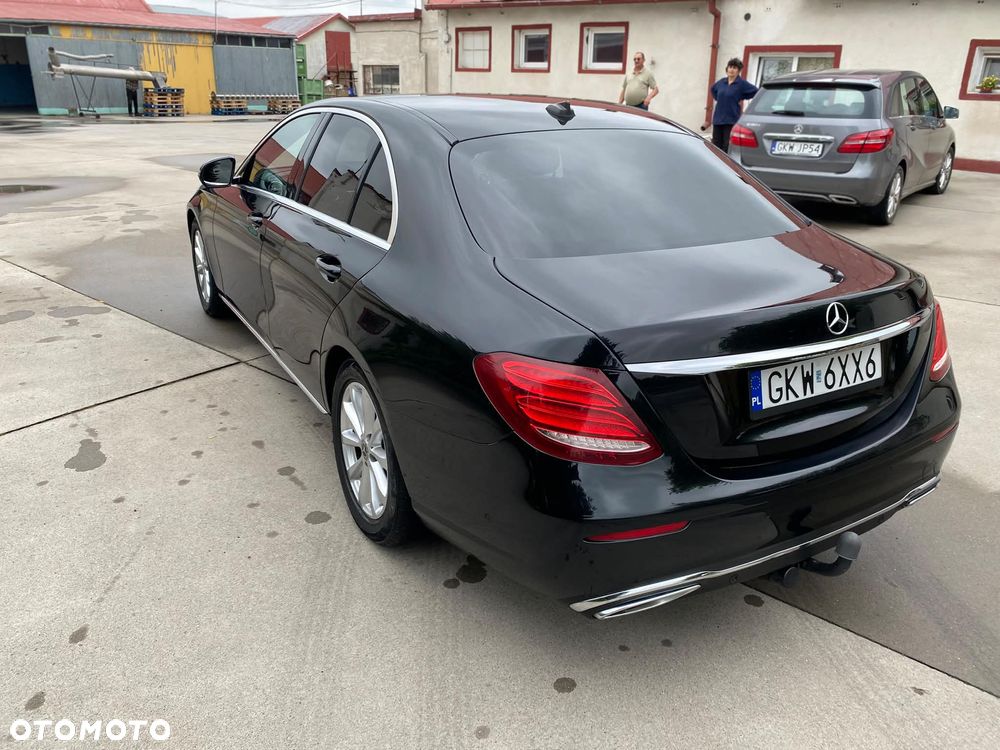 Mercedes-Benz Klasa E - 6