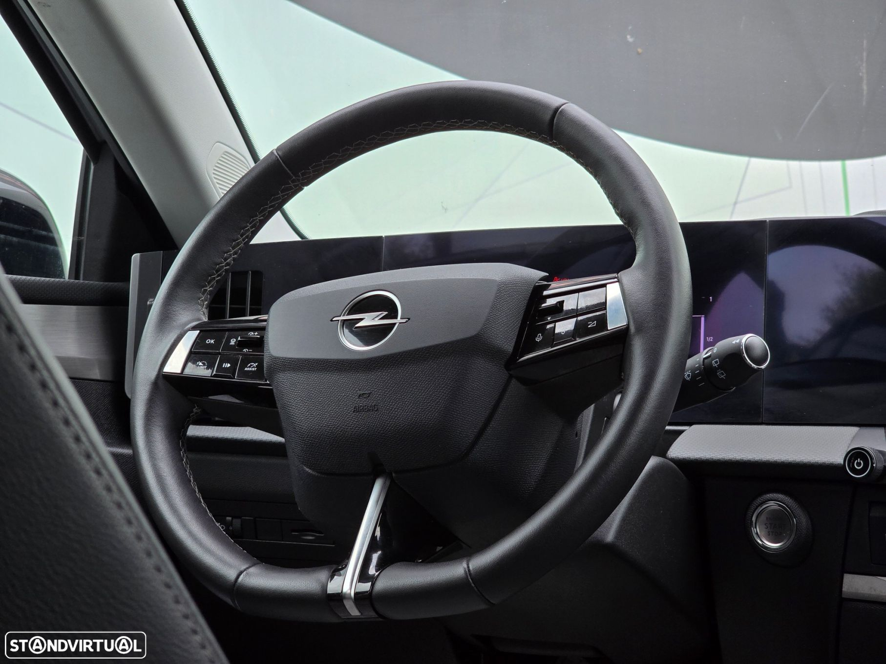 Opel Astra 1.2 T Elegance - 41