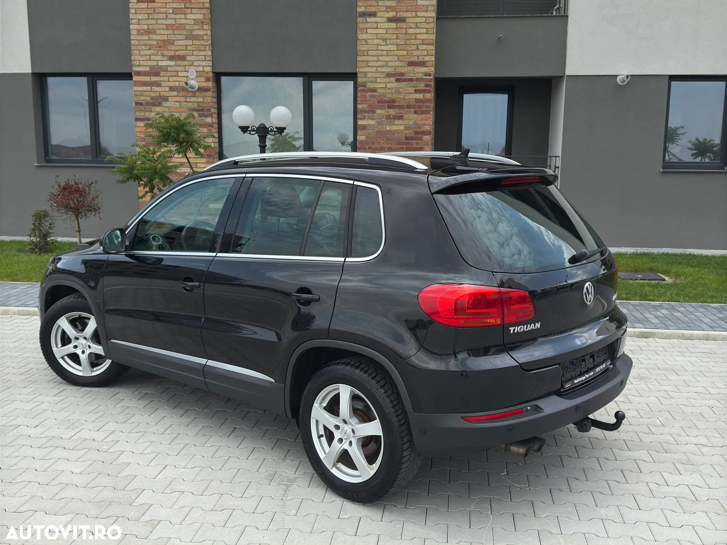 Volkswagen Tiguan - 14