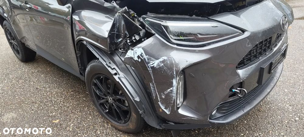 Toyota Yaris Cross Hybrid 1.5 Executive AWD - 5