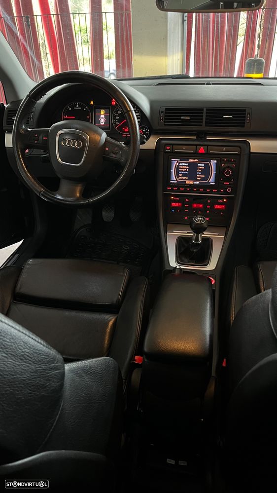 Audi A4 Avant 2.0 TDi S-line - 12