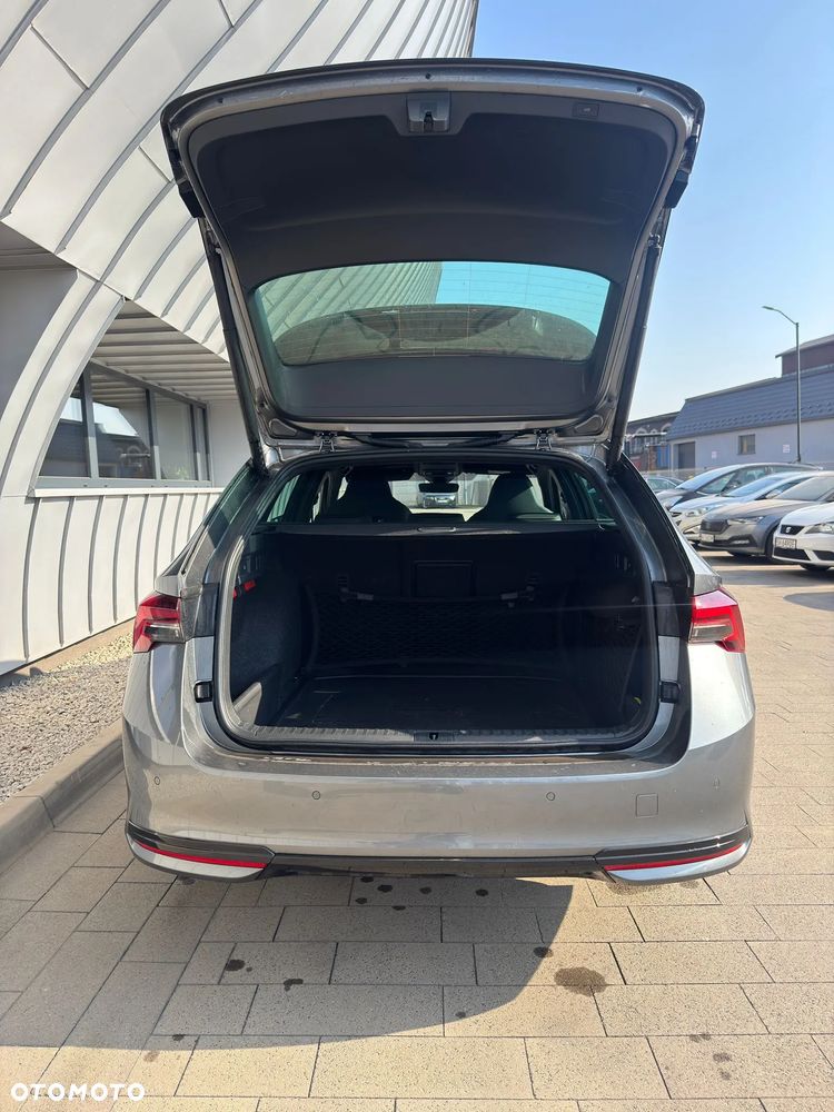 Skoda Octavia 2.0 TDI Sportline DSG - 8