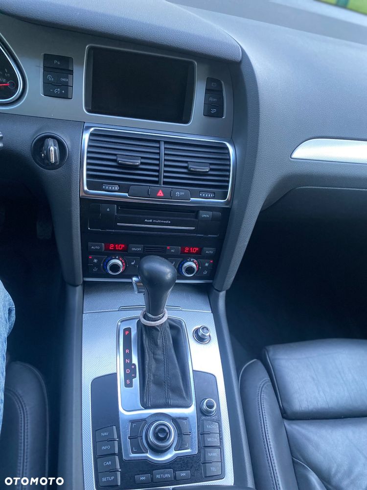 Audi Q7 3.0 TDI DPF Quattro Tiptronic - 19
