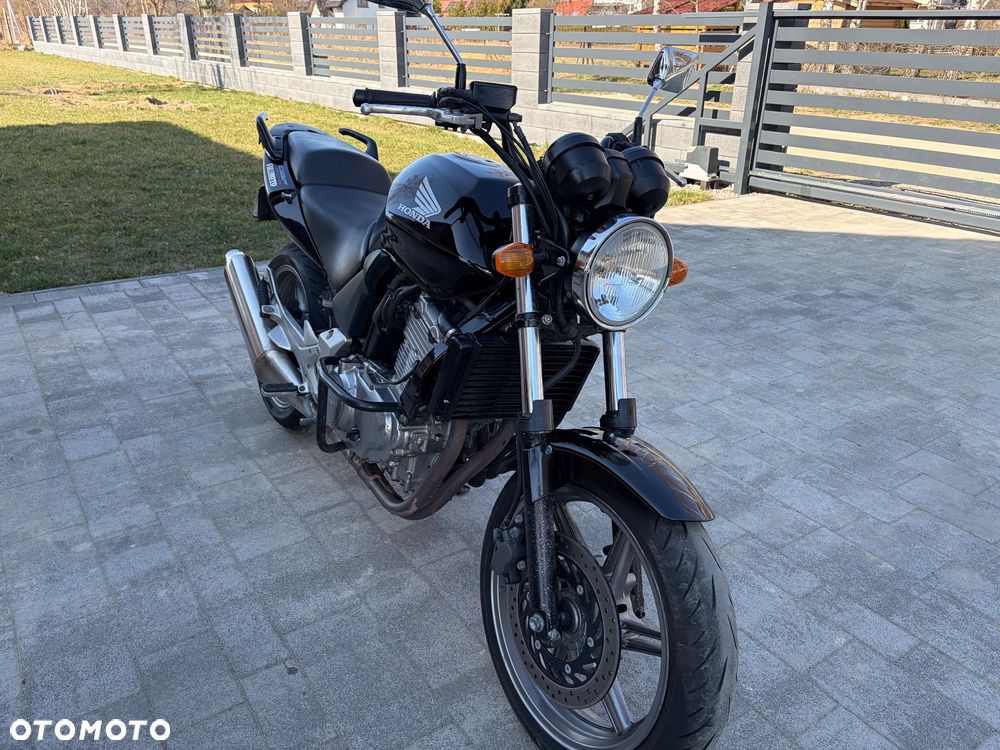 Honda CBF - 9