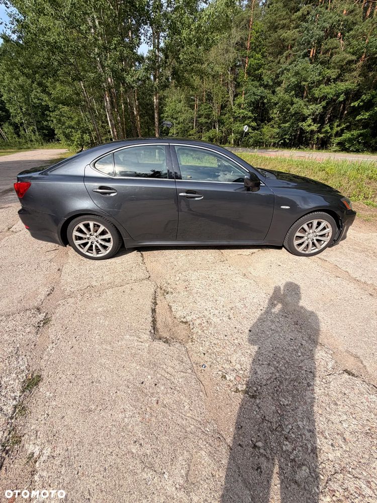 Lexus IS 250 - 8