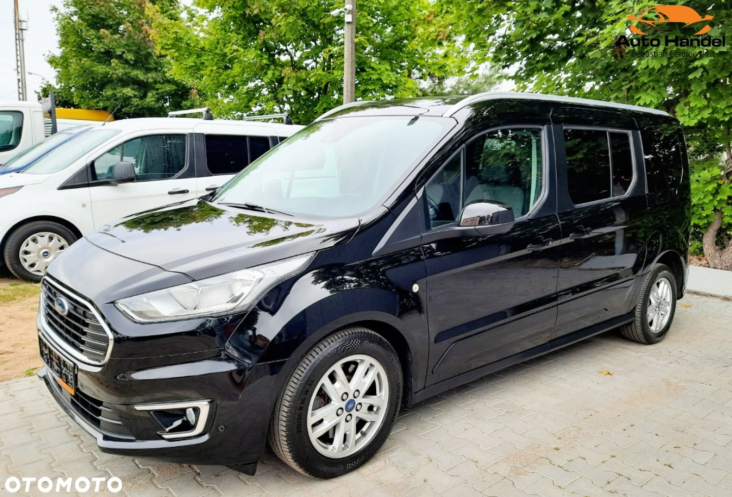 Ford Tourneo Connect Grand - 3