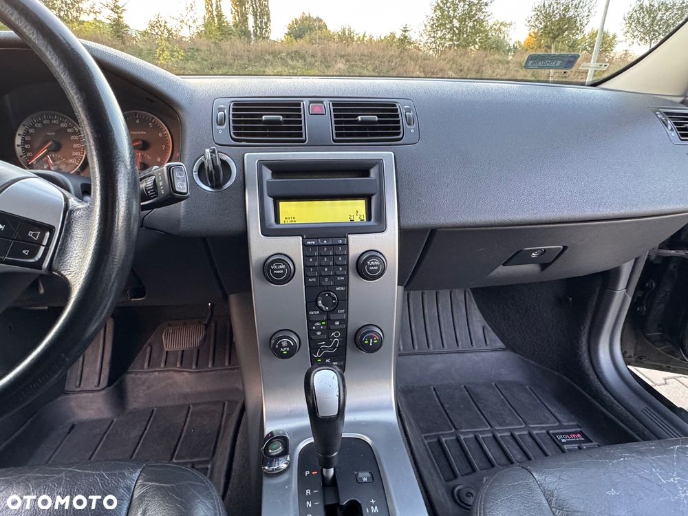 Volvo V50 - 25