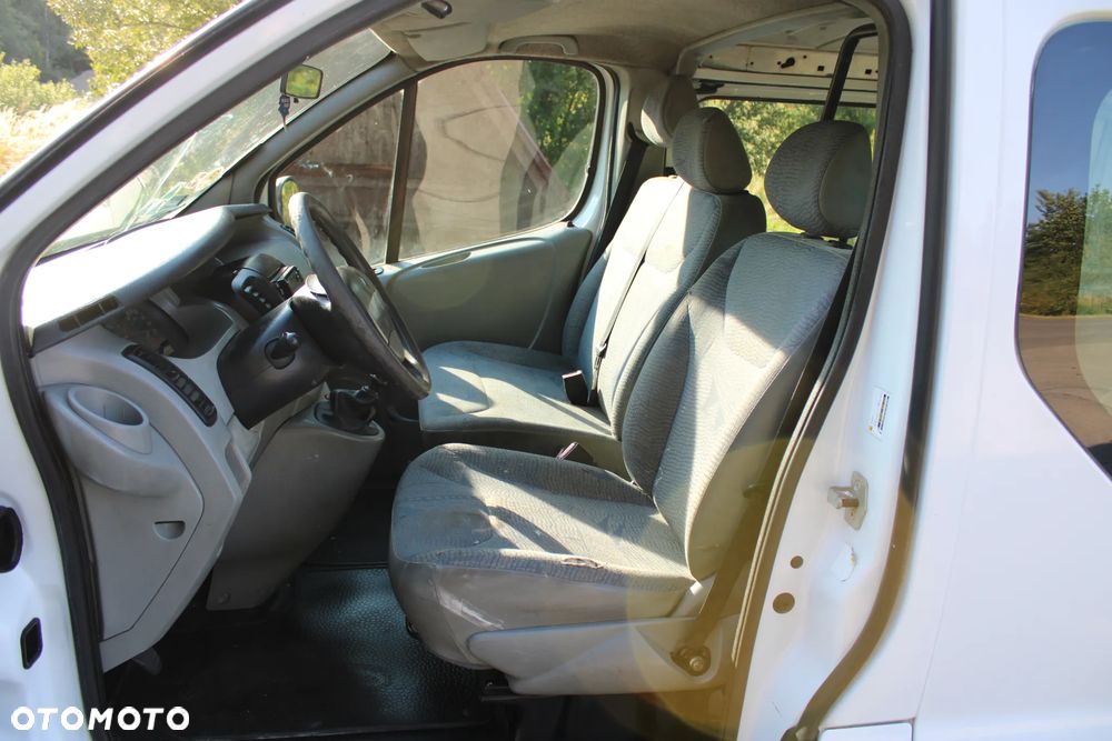 Renault TRAFIC - 15