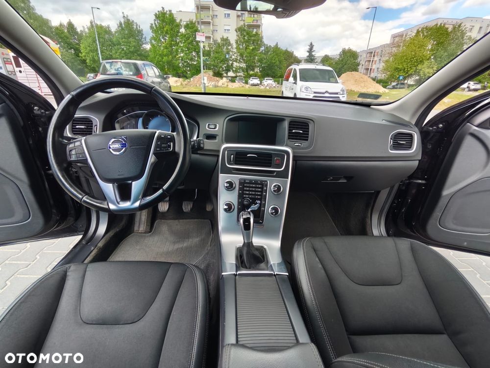 Volvo V60 D3 Drive-E Dynamic Edition (Momentum) - 22