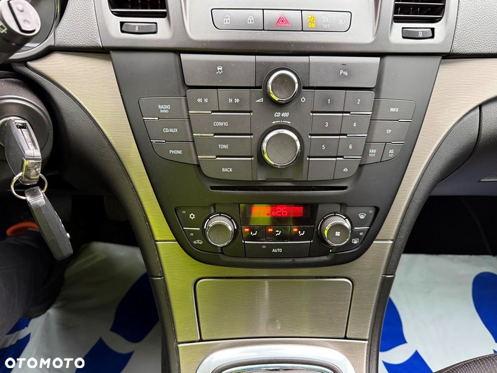 Opel Insignia 1.6 Design Edition - 34