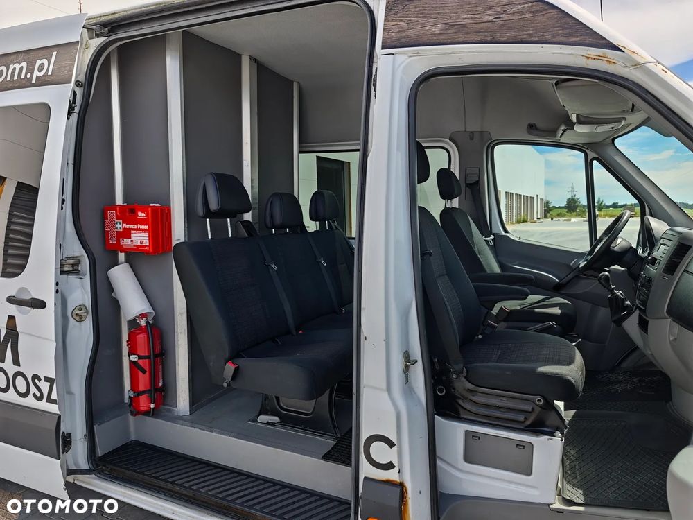 Mercedes-Benz Sprinter - 20