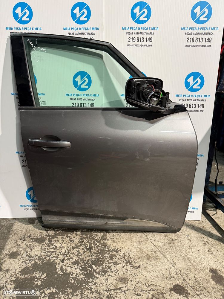 Porta frente direita Renault Scenic de 2019 - 1