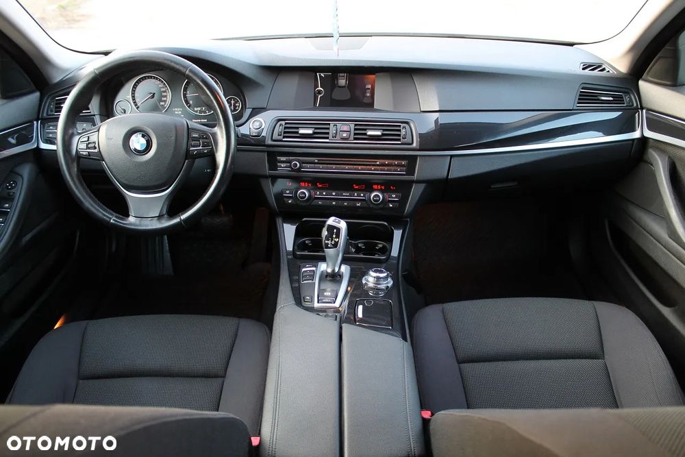 BMW Seria 5 520d - 21