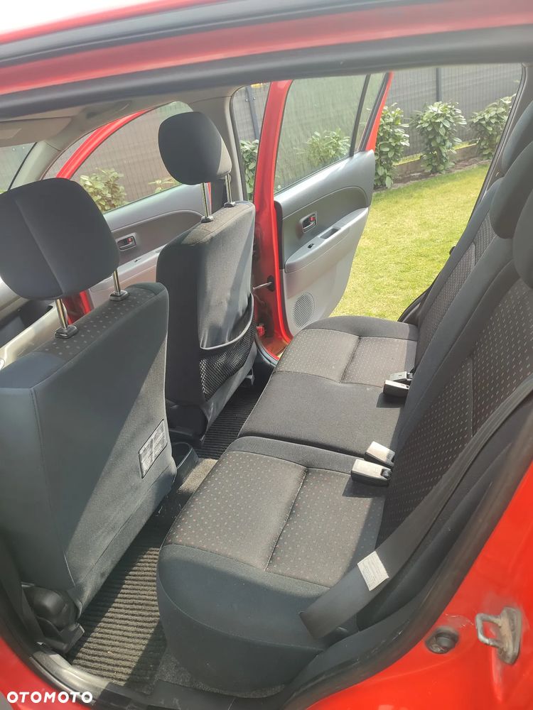 Daihatsu Sirion - 17