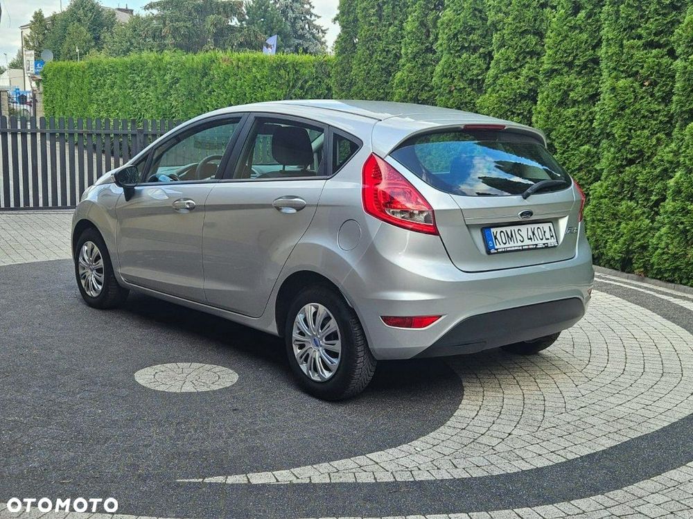 Ford Fiesta - 5