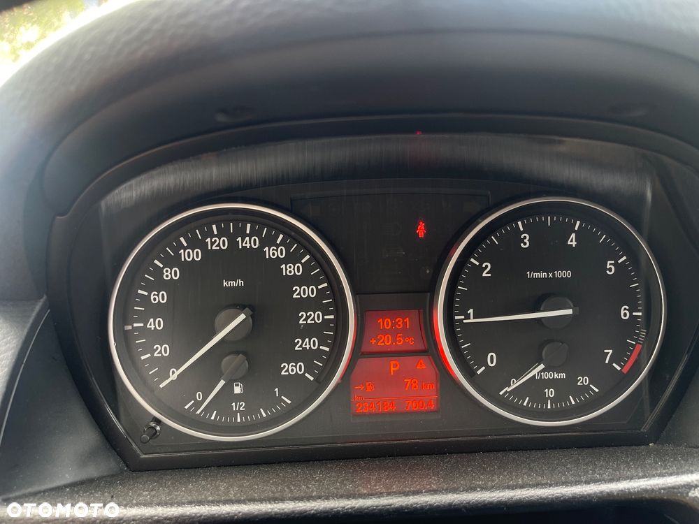 BMW X1 - 18
