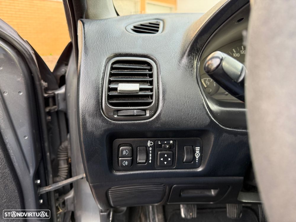 Mitsubishi Carisma HB 1.9 Di-D MP Classic JLL - 15