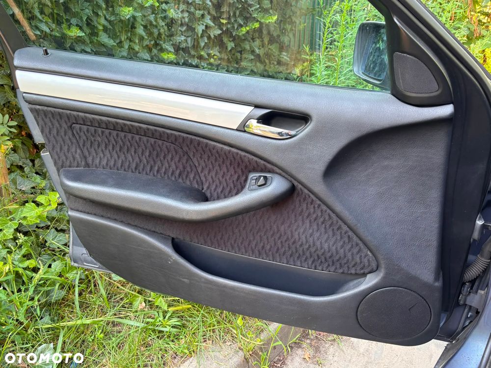 BMW Seria 3 - 18