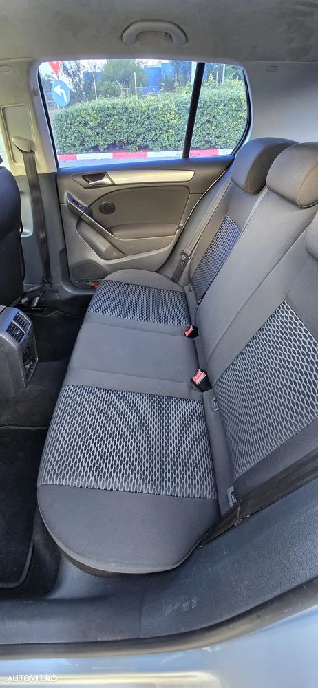 VOLKSWAGEN Golf 2010 — imagine 10