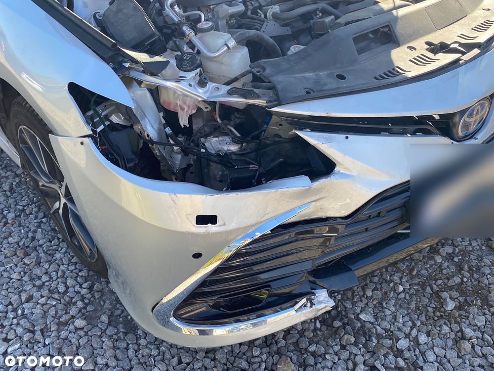 Toyota Camry 2.5 Hybrid Comfort CVT - 8