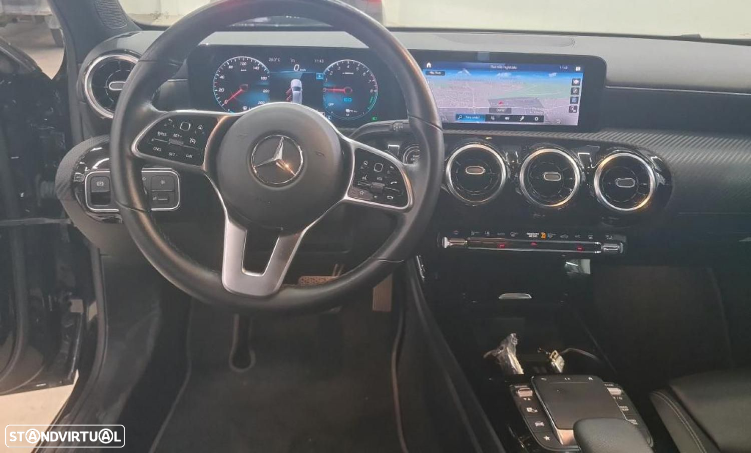 Mercedes-Benz A 250 e Style Plus - 11