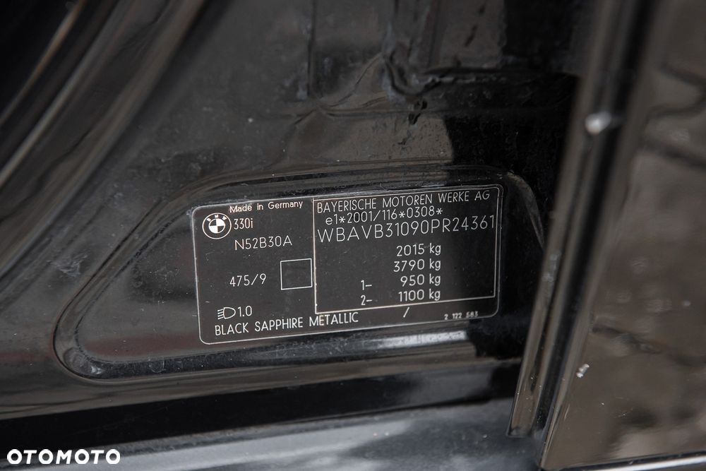 BMW Seria 3 330i - 31