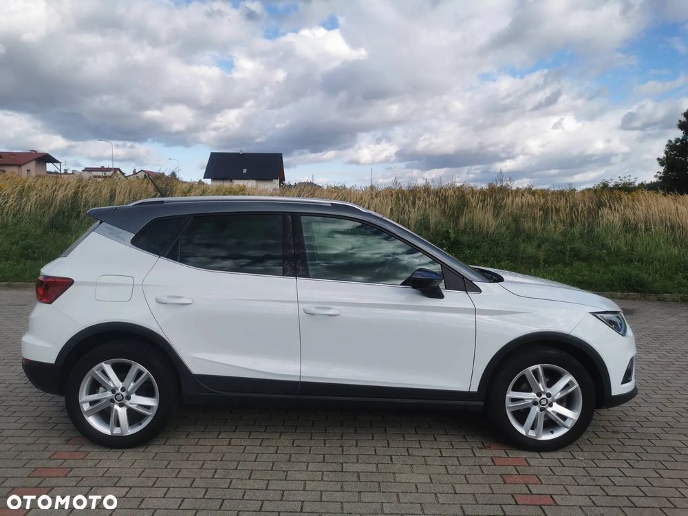 Seat Arona 2018 photo 3