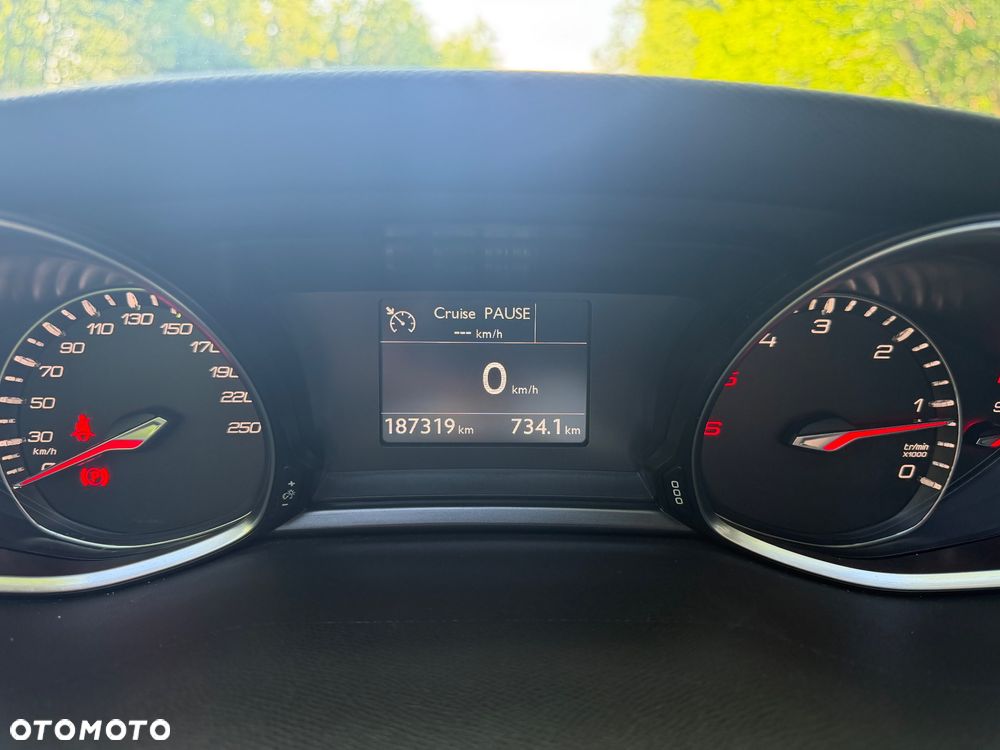 Peugeot 308 BlueHDi FAP 150 Stop & Start Allure - 16