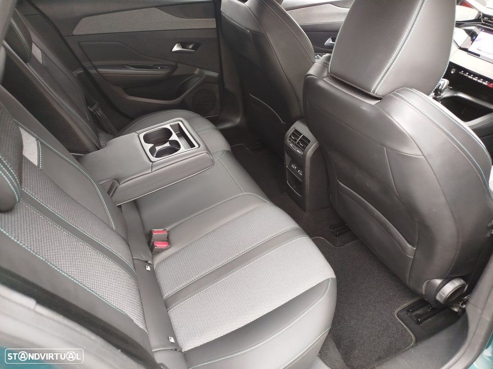 Peugeot 308 SW PureTech 130 Allure - 23