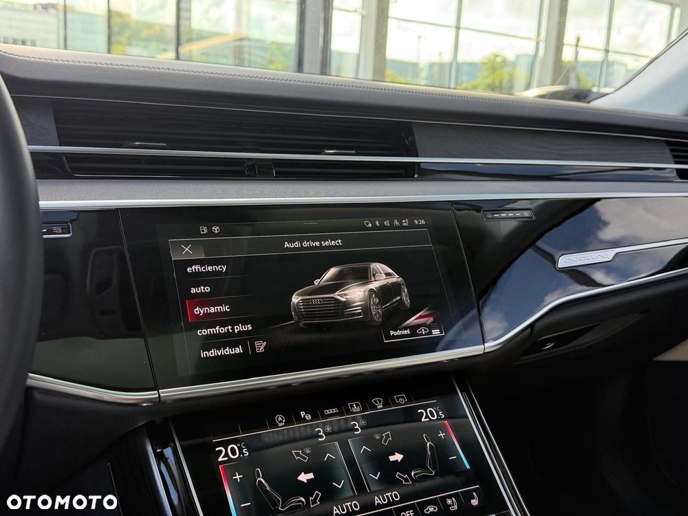 Audi A8 - 41