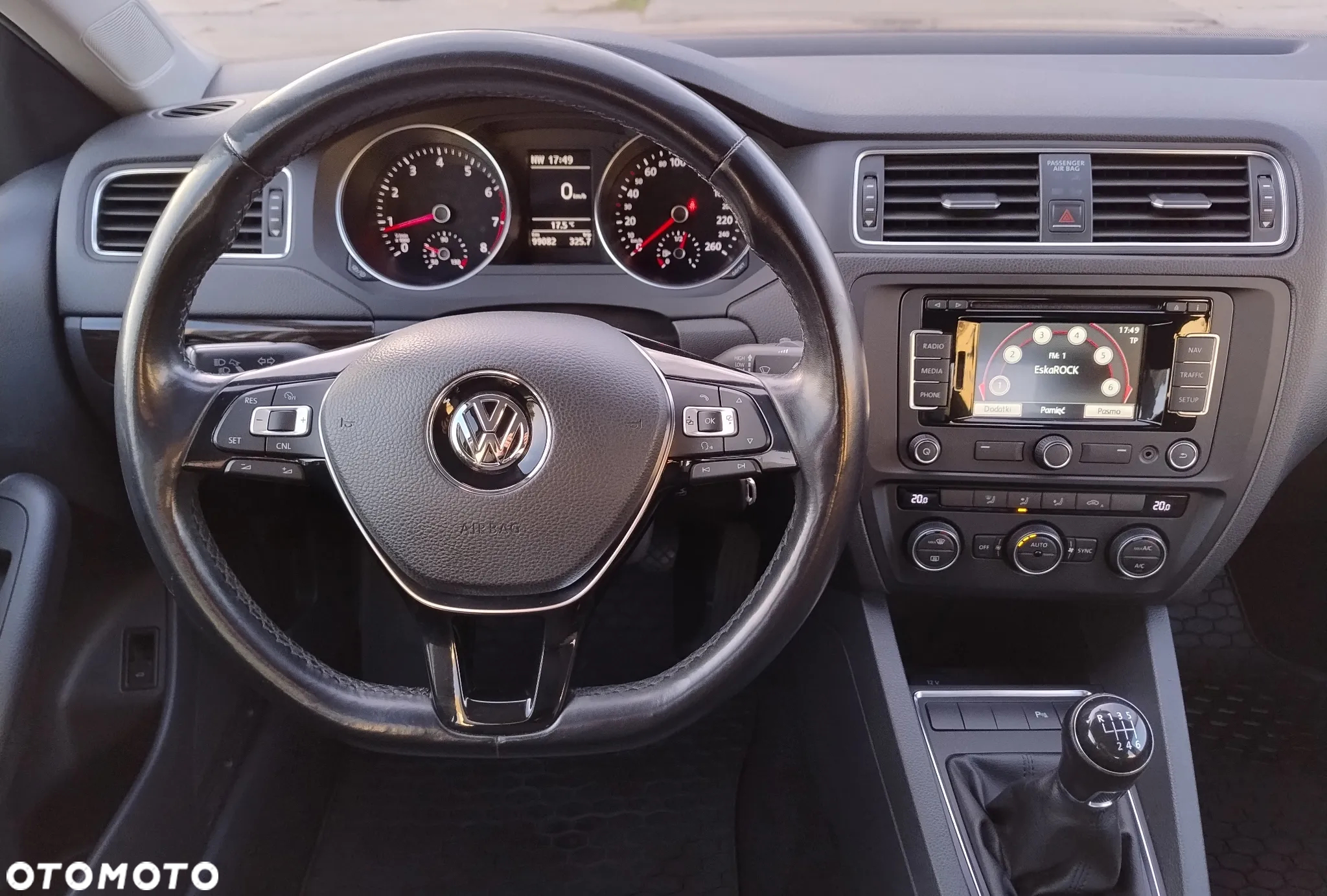 Volkswagen Jetta 1.4 TSI BMT Comfortline - 14