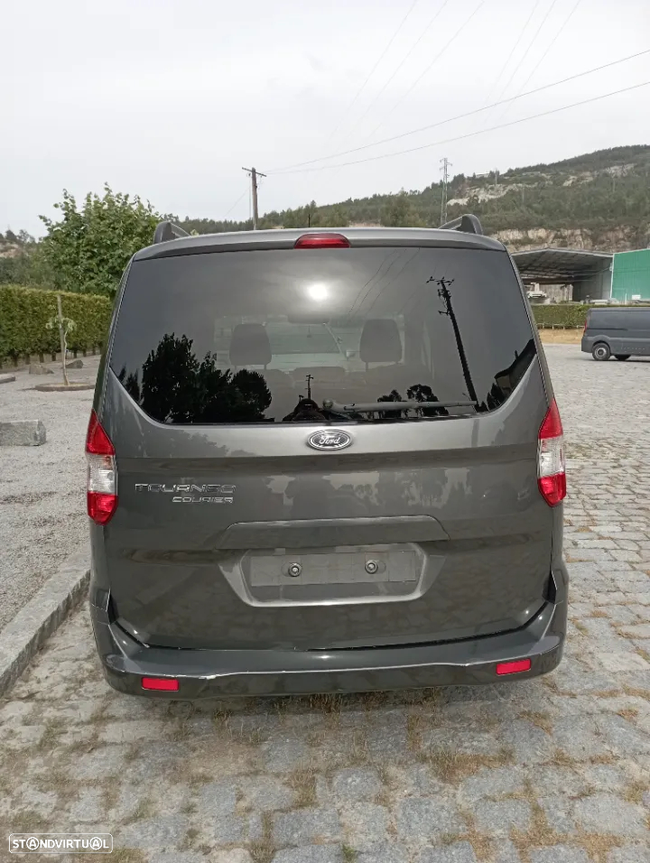 Ford Tourneo Courier1.5 Tdci 2017 para Peças - 6