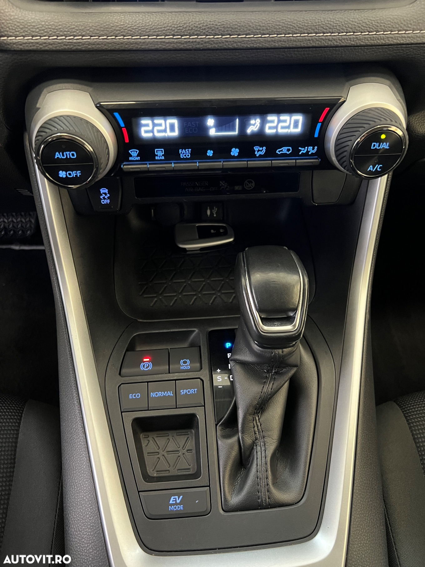 Toyota RAV4 2.5 4x2 Hybrid - 12