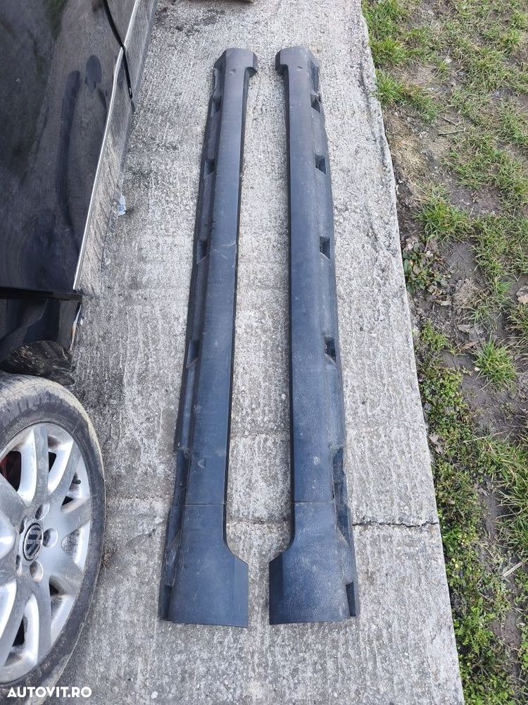 Praguri Volkswagen Passat B6 / ornamente praguri Passat B6 - 1