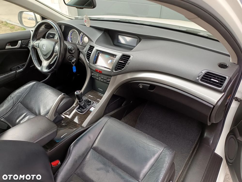 Honda Accord 2.0 Elegance Advantage - 14