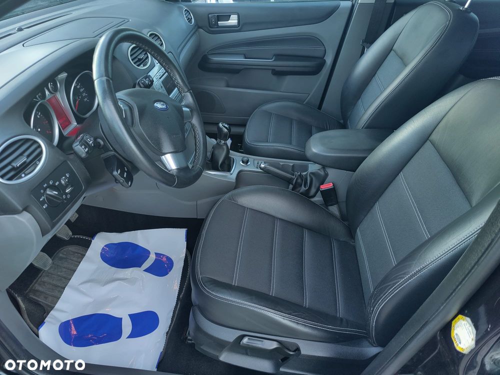 Ford Focus 1.6 Ti-VCT Titanium - 6
