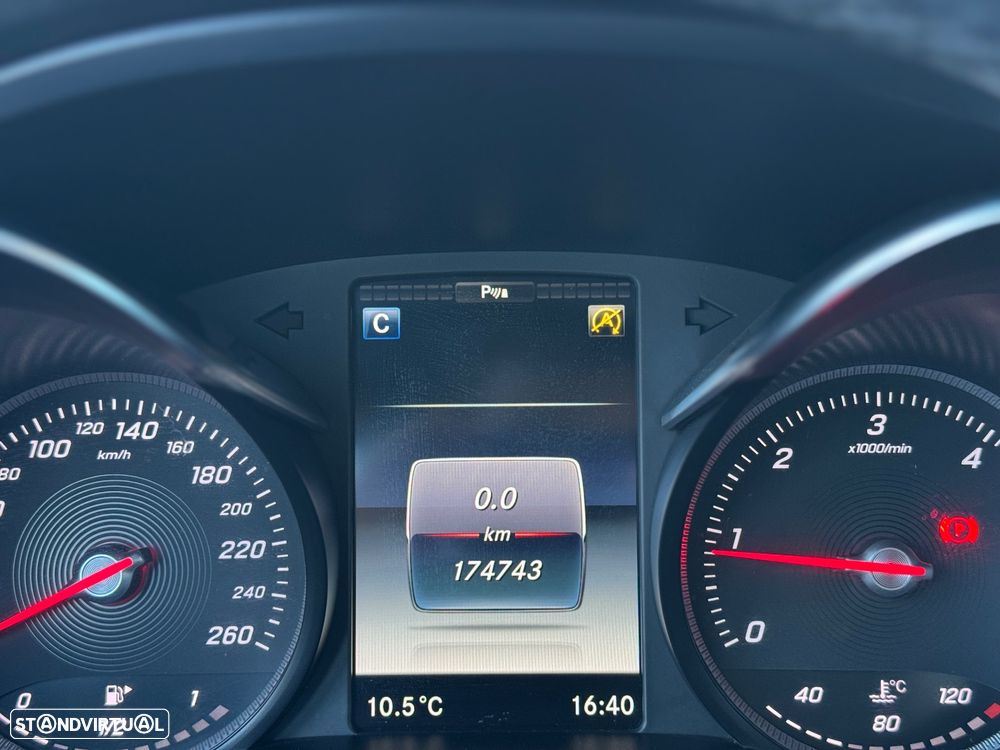 Mercedes-Benz C 180 d AMG Line - 15