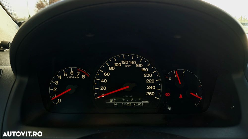 Honda Accord 2.0i Exec - 9