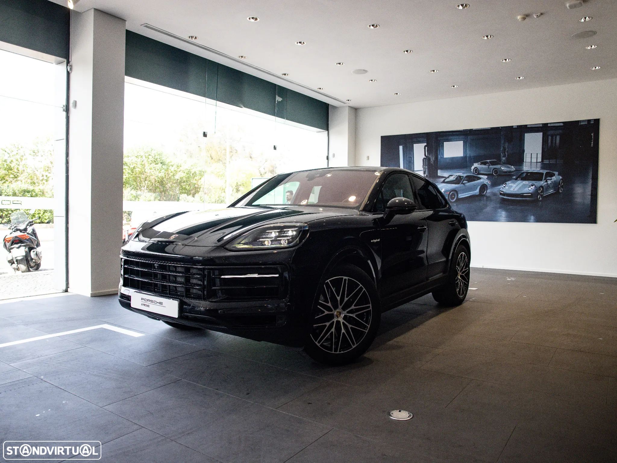 Porsche Cayenne Coupé E-Hybrid - 1