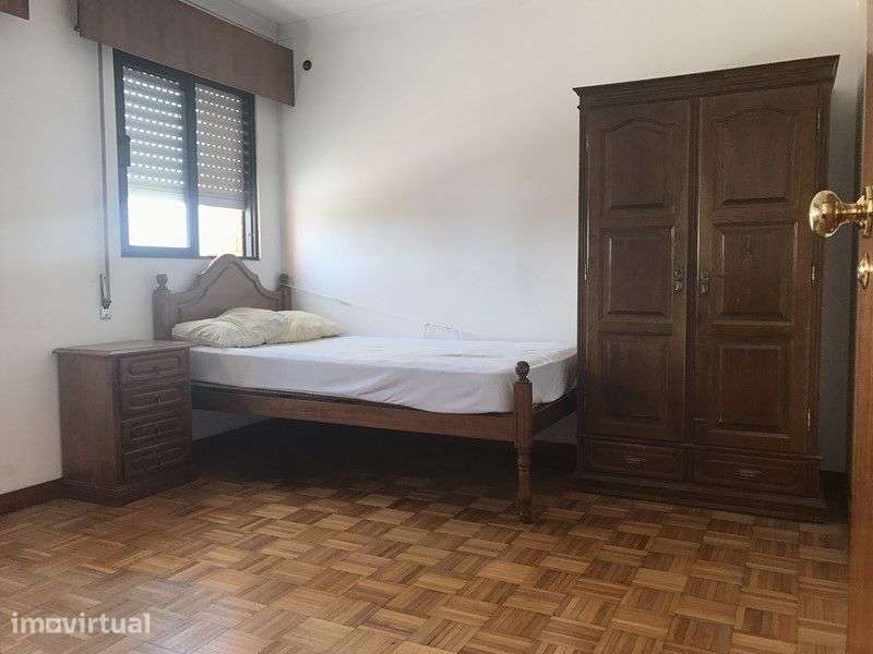T3 mobilado próximo da universidade, ideal para estudantes - Grande imagem: 5/9