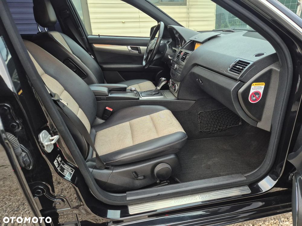 Mercedes-Benz Klasa C 180 Kompressor Automatik BlueEFFICIENCY Avantgarde - 20