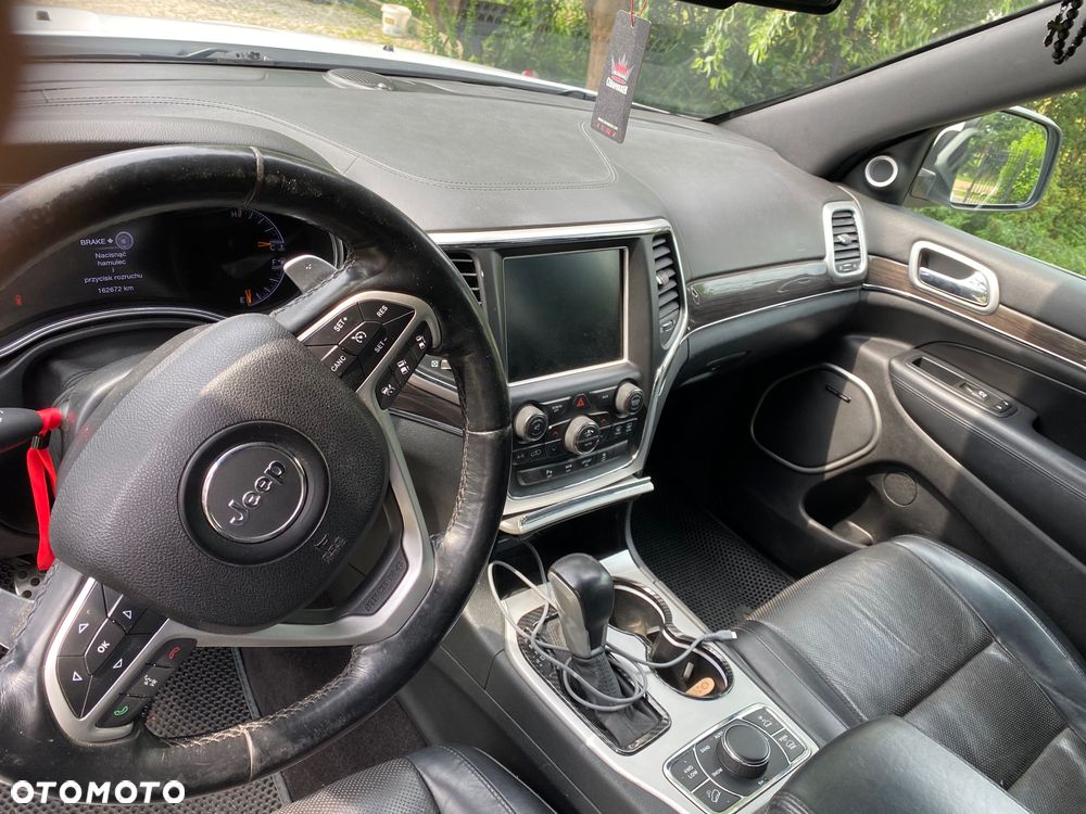 Jeep Grand Cherokee - 4