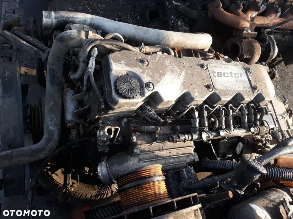 Silnik IVECO Eurocargo Tector F4AE0681E - 2